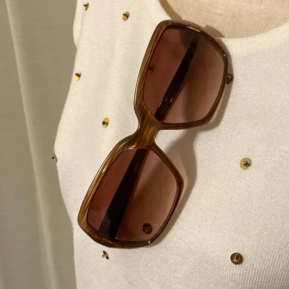 Solaray Sunglasses - Picture 1 of 3